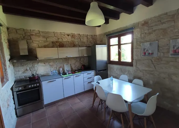 Lux Duplex With Shared Pool