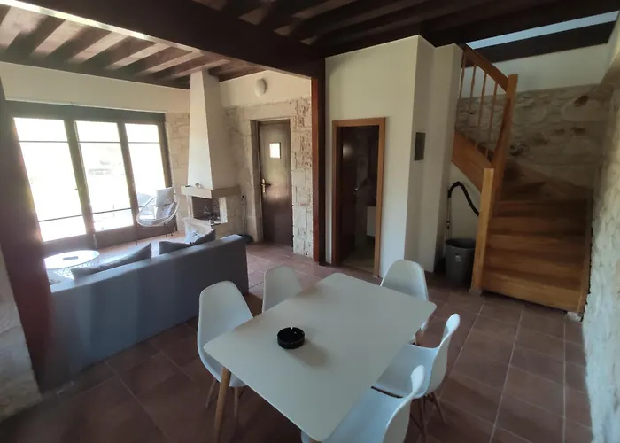 Apartament Lux Duplex With Shared Pool