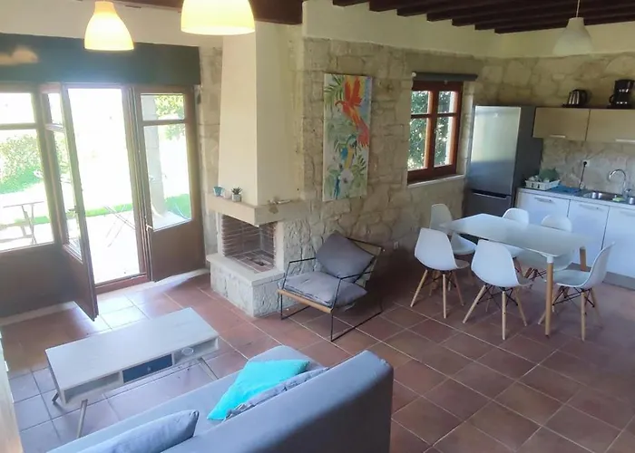 Lux Duplex With Shared Pool *